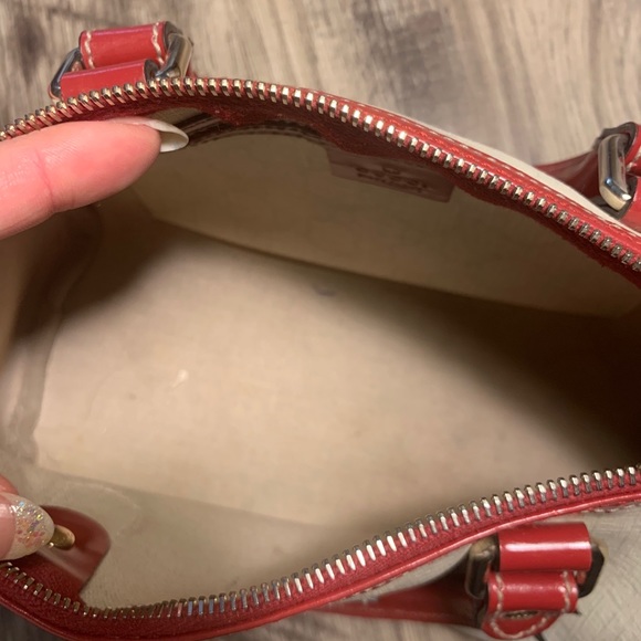 GUCCI - Picture 9 of 15